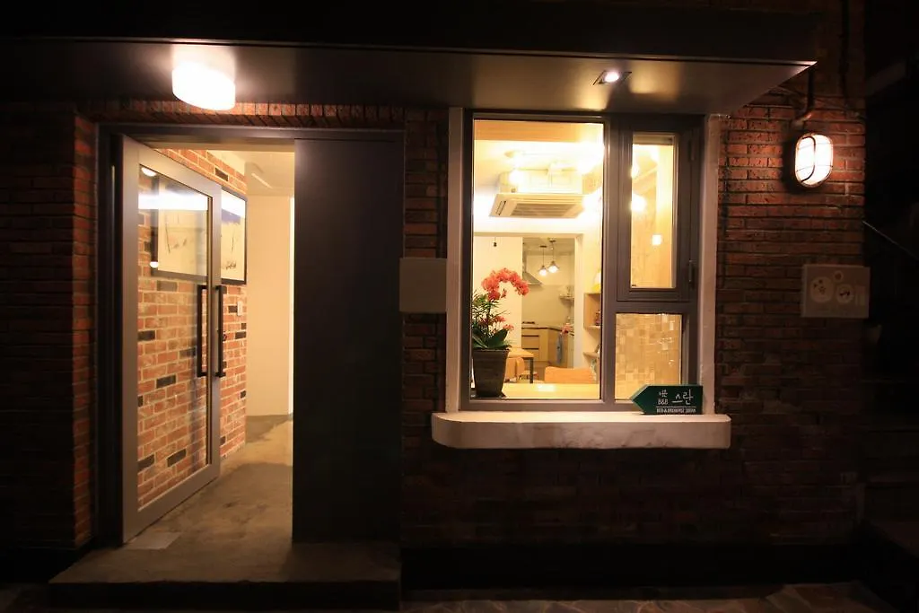 Seochon B&B Suran Seoel 2*,  Zuid-Korea