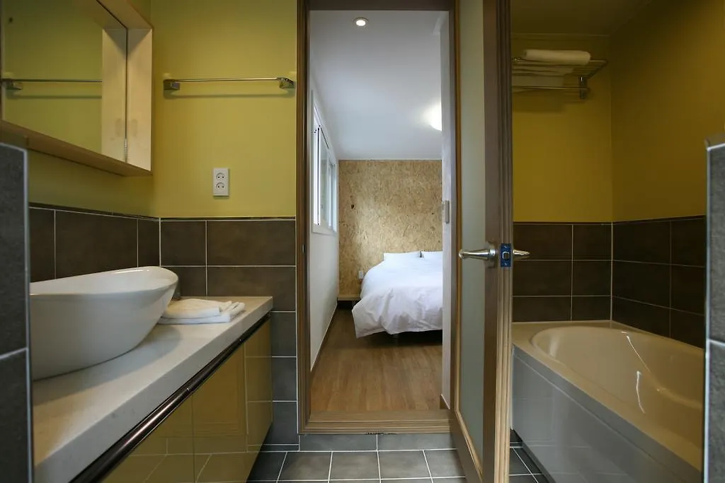 Seochon B&B Suran Seoel 2*,  Zuid-Korea